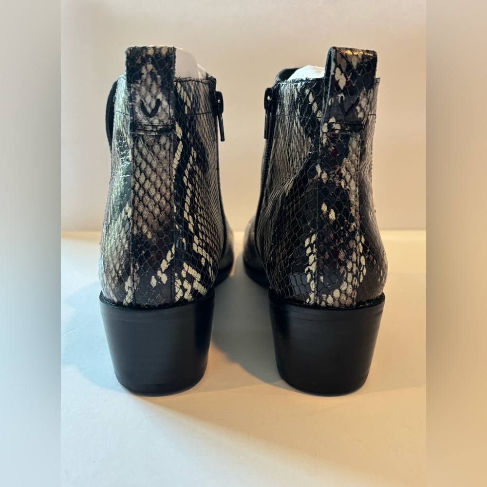 New Vionic Clara Boa Snakeskin Pattern Ankle Boot… - image 7